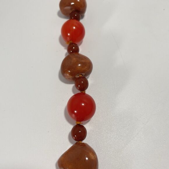 Vintage Carnelian Agate Beaded Necklace Natural Red Brown Polished Screw Clasp - Picture 4 of 7